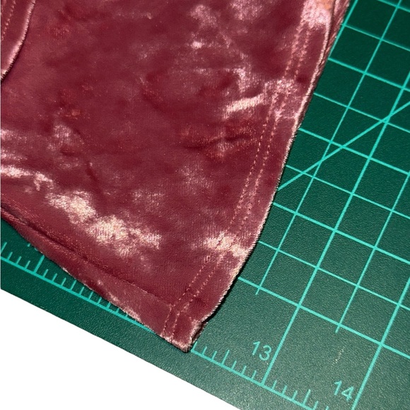 Express One Eleven Crushed Velvet Tank Top – Size M – Blush Pink – Soft Stretch - Picture 12 of 12